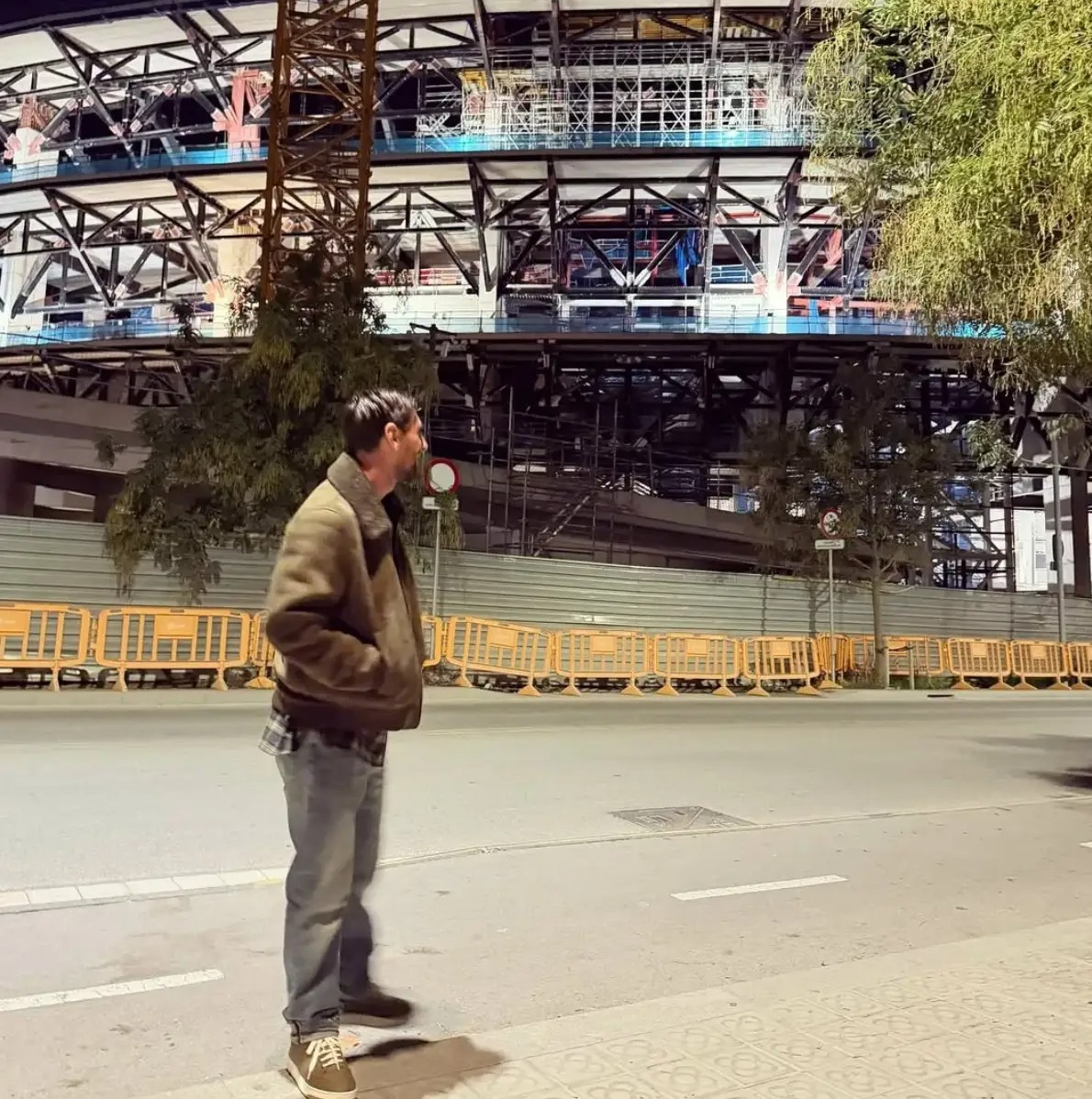 梅西低调重返诺坎普！凯发娱乐